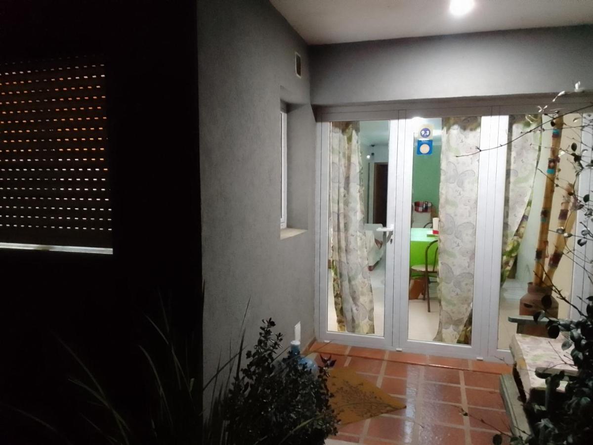 Departamentos R Y R Azcuenaga Apartment Tandil Bagian luar foto